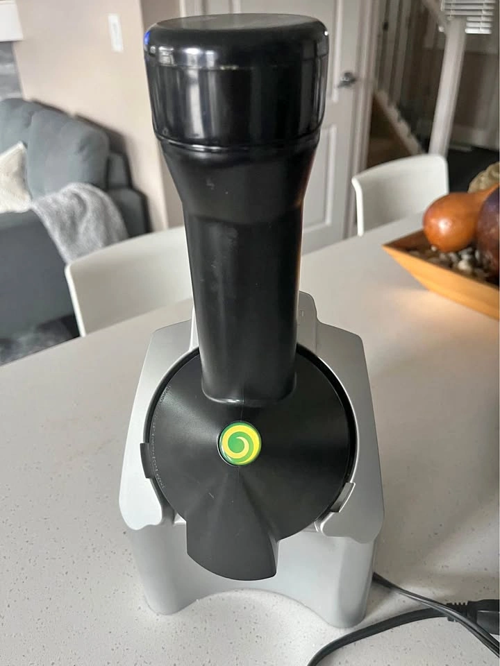 Yonanas Frozen Fruit Soft Serve Maker