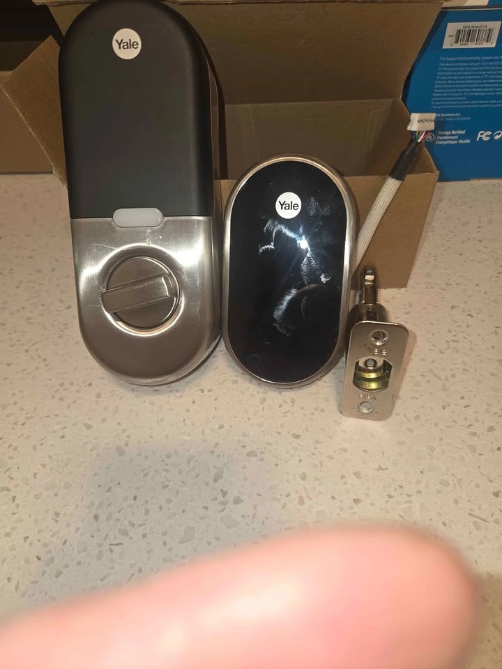 Yale Assure Lock 2 YRD540 Smart Deadbolt - photo 2