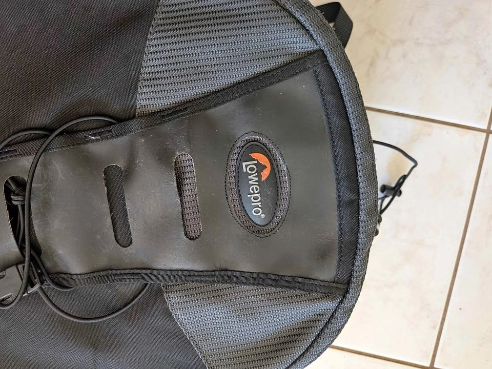Lowepro Photo Trekker AW II Professional Camera Bag