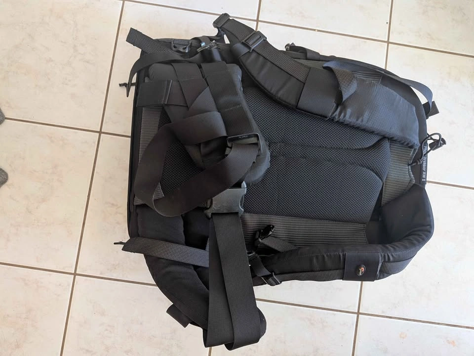 Lowepro Photo Trekker AW II Professional Camera Bag - photo 5