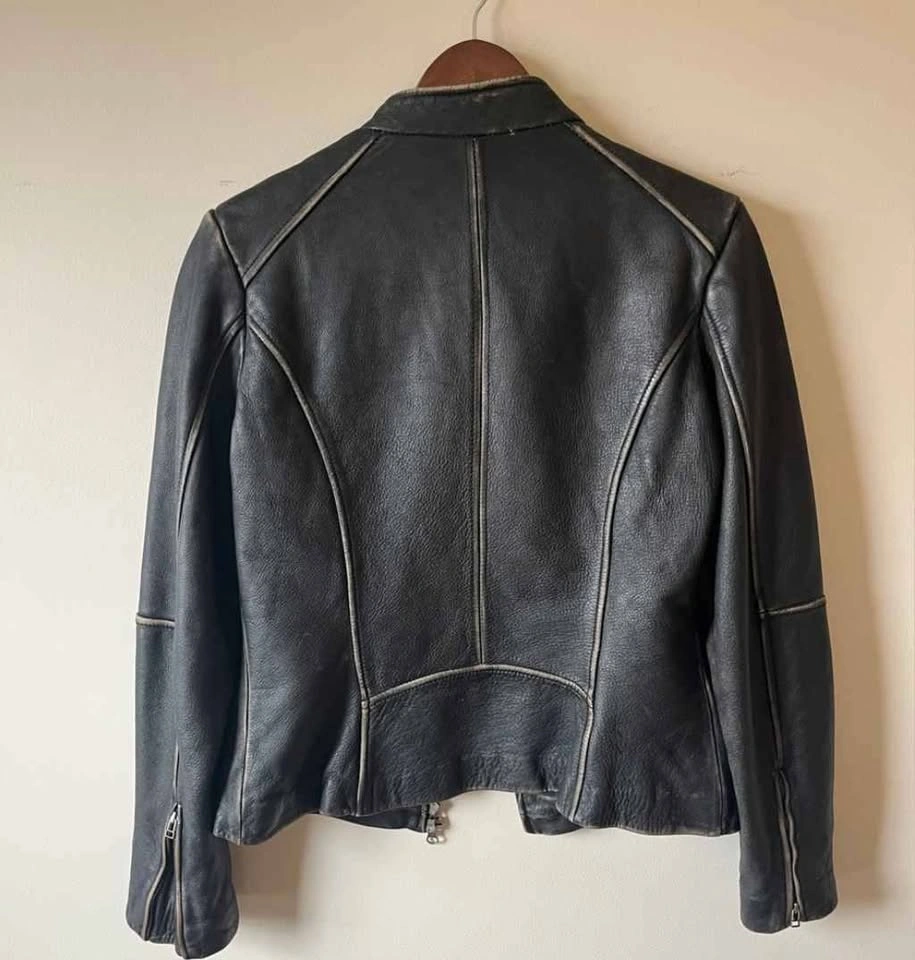 Danier women's leather jacket - photo 2
