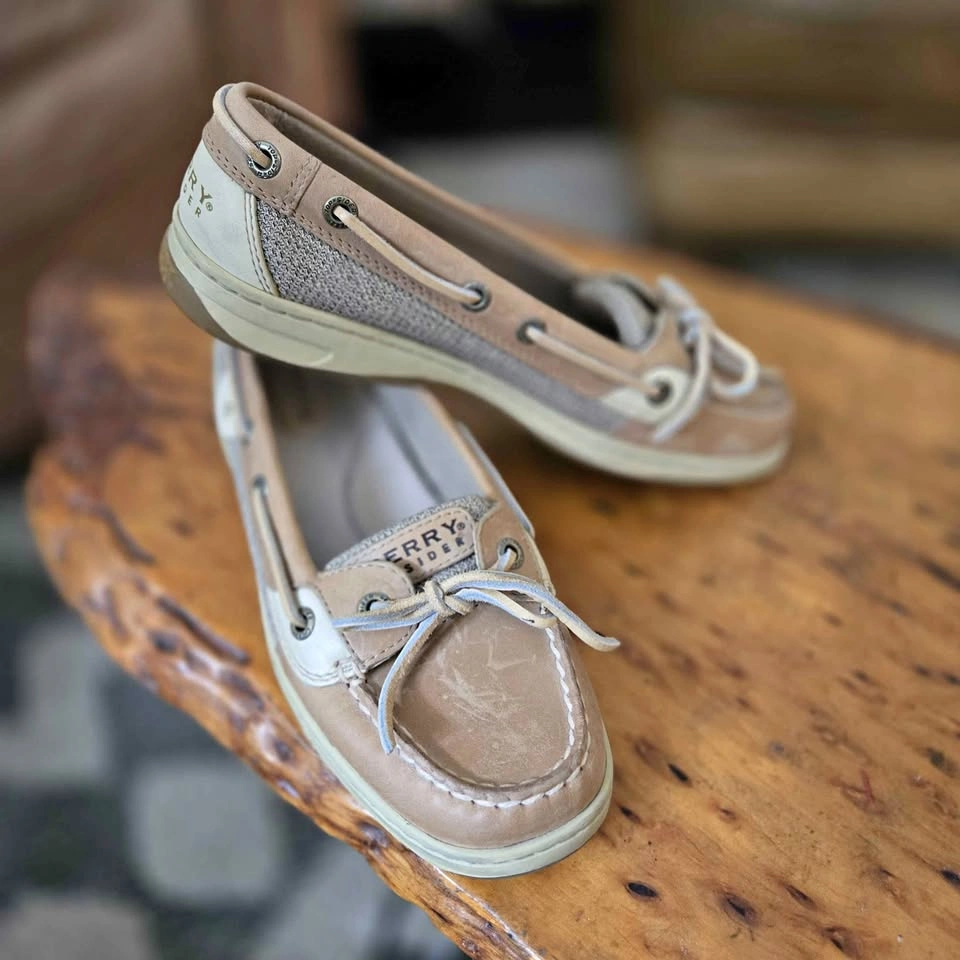Sperry boat shoes women's 7.5