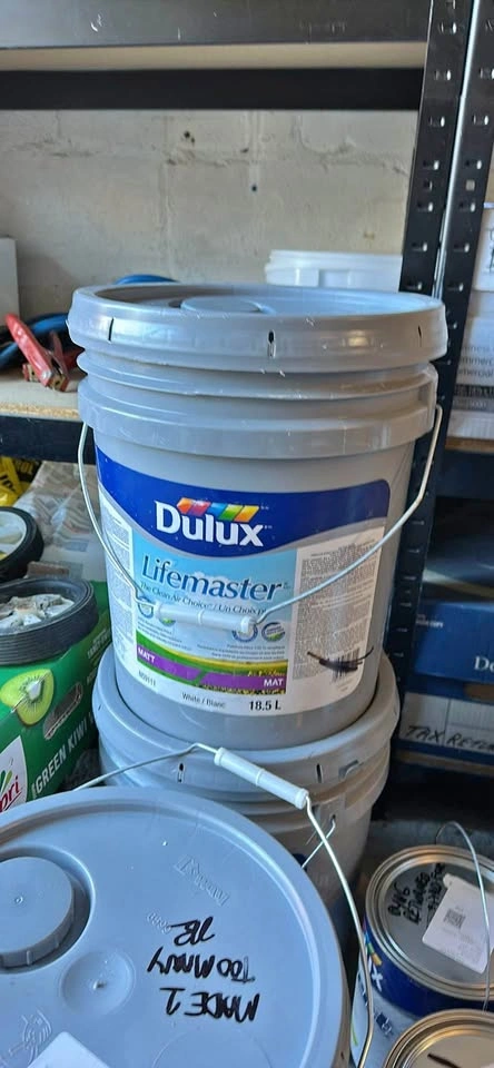 Paint New Full Pail Latex Flat Light Grey