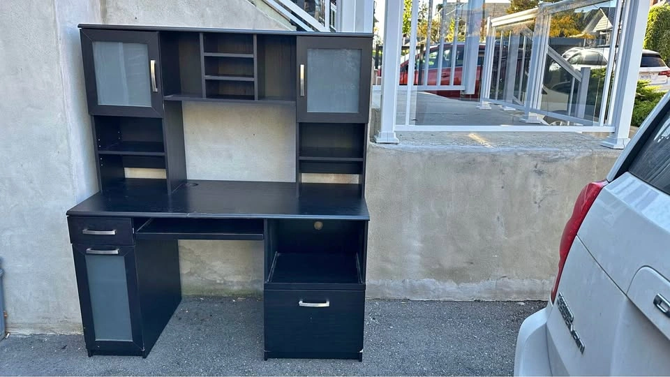 Black Computer Desk with Hutch