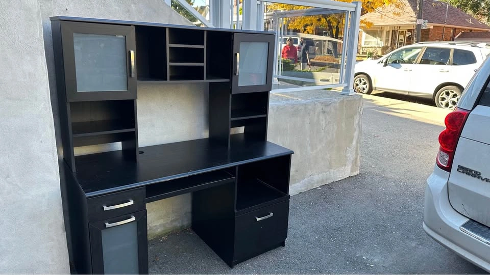 Black Computer Desk with Hutch - photo 2