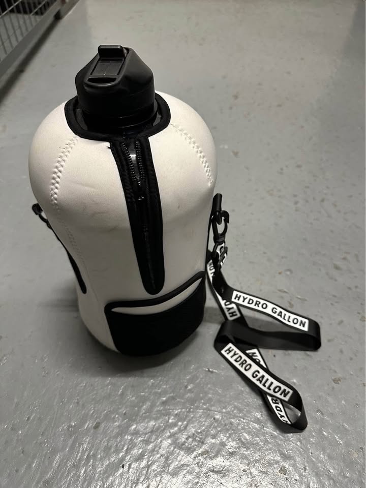 Water Bottle One Gallon - photo 2