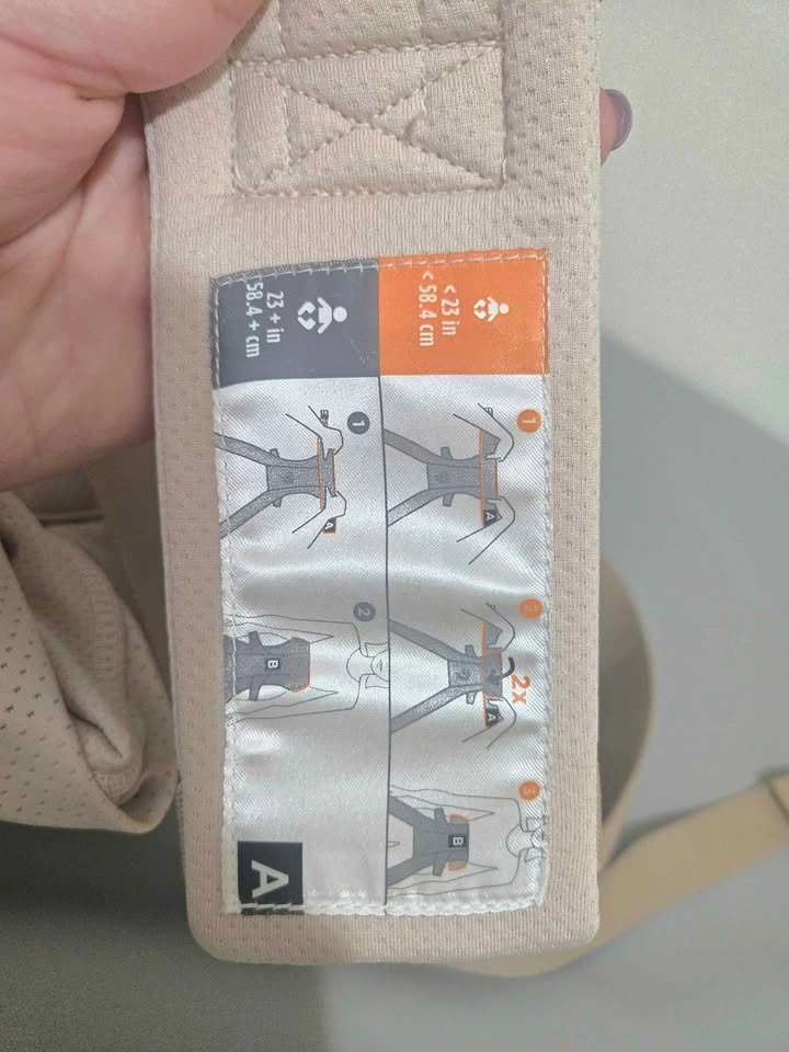Ergobaby Embrace Newborn Baby Carrier – Brand New - photo 4