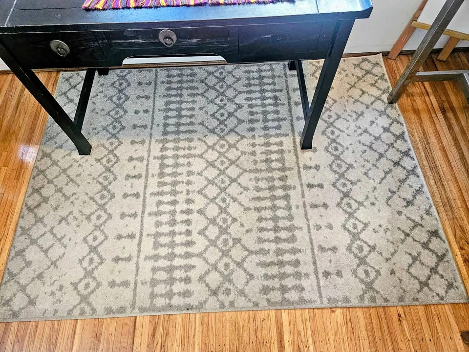 Modern Moroccon geometric area rug