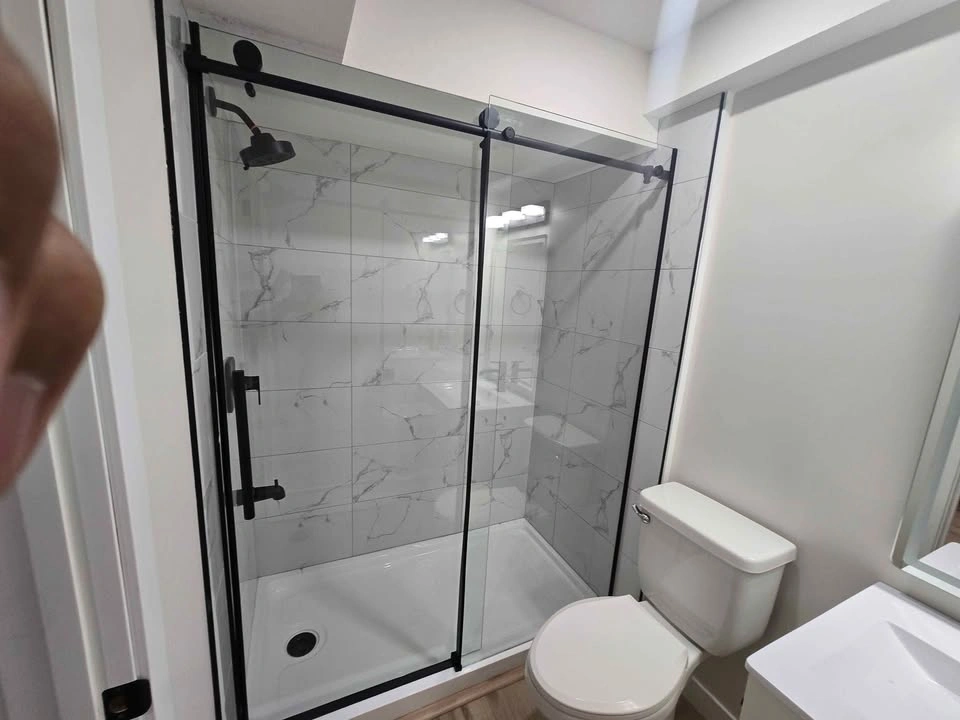 8MM Frameless Glass Shower / Tub Door – Supply & Install - photo 5