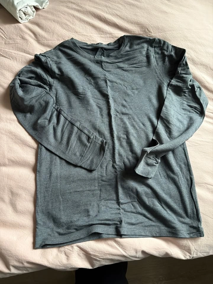 Boys' Clothing Lot – 11 Pieces – Shirts, Pants, Thermals & Sweat - photo 5