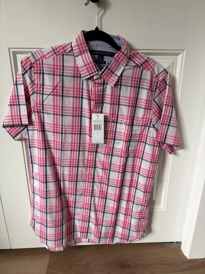 Men's Clothing Lot – 8 Pieces – Shirts, Sweaters & Polo - photo 3