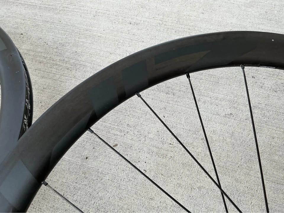 Zipp 303 S Carbon Wheelset HG - photo 4