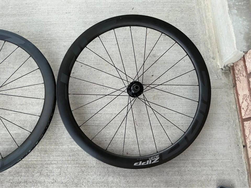Zipp 303 S Carbon Wheelset HG - photo 5
