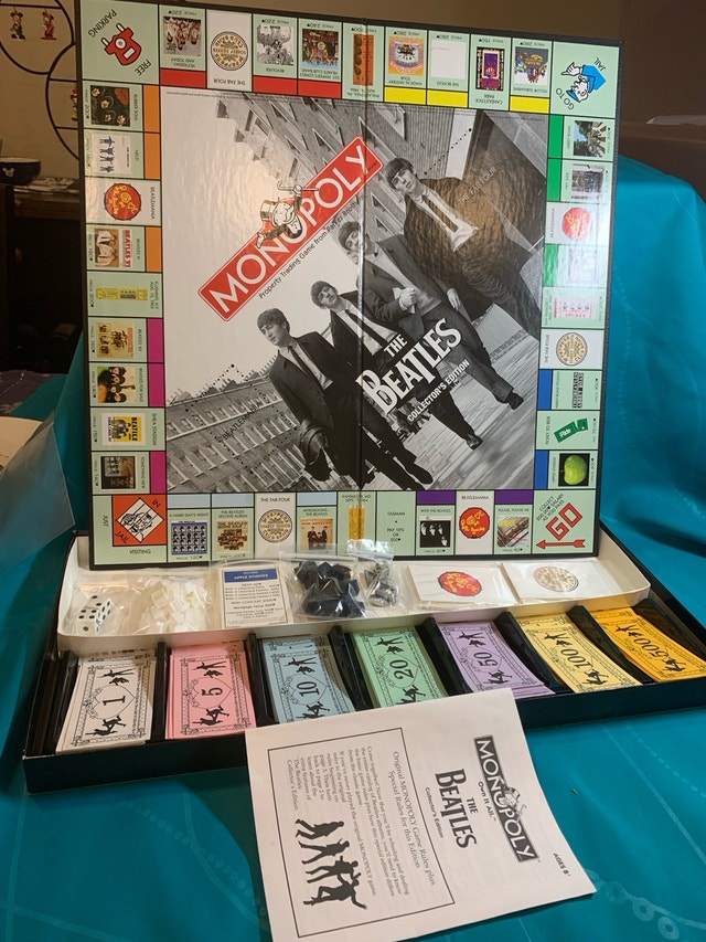 The Beatles Monopoly Collector's Edition - photo 2