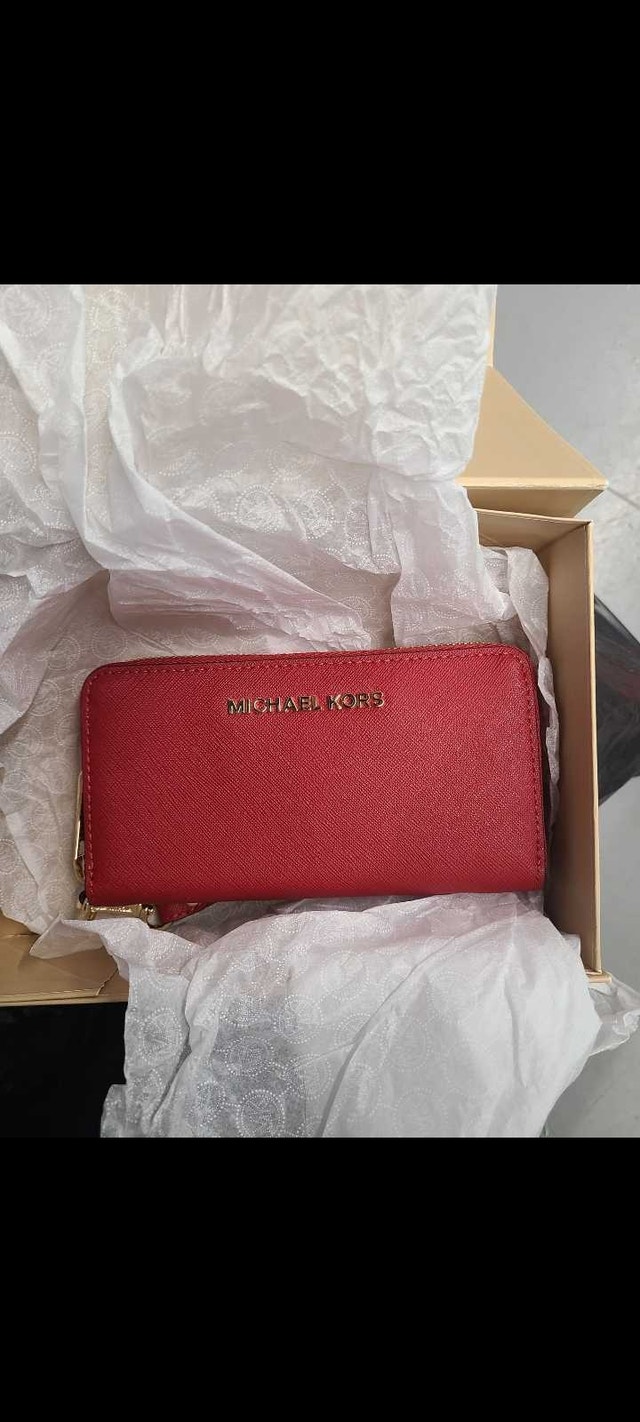 Michael Kors Jet Set Travel Continental Wristlet Wallet - Red
