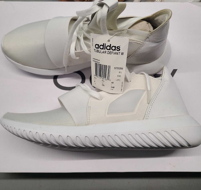 Adidas Tubular Defiant W - Womens White Sneakers Size 8