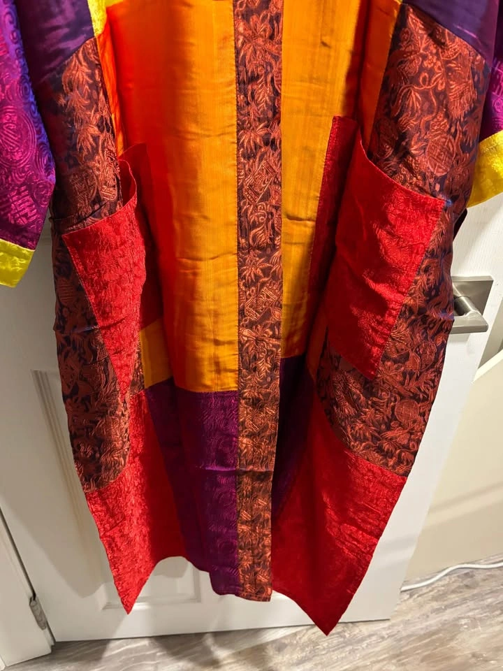 Vintage Silk Sari Patchwork Kimono Robe - Size S/M - photo 5