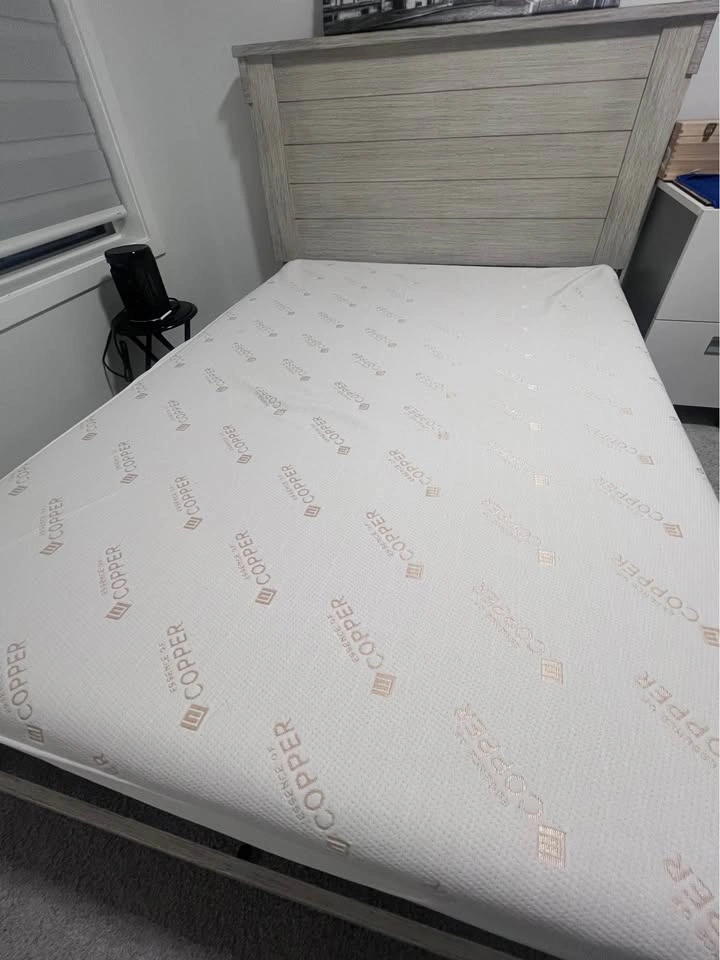 Double bed with memory foam mattress - photo 3