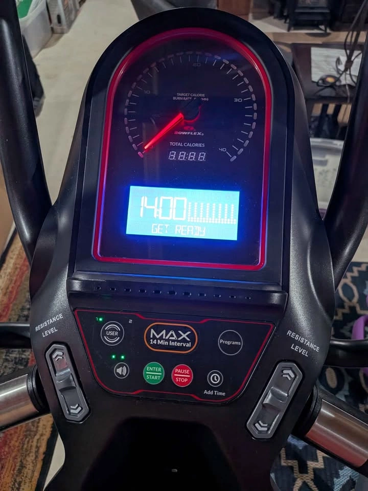 Bowflex Max Trainer M6 - photo 3