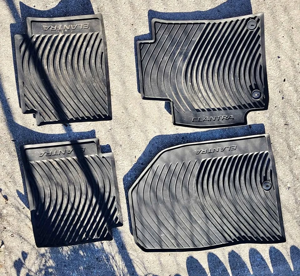 Hyundai Elantra 2018 2017 Floor Mats for Sale