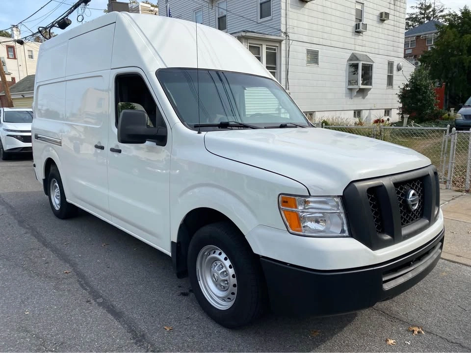 2021 Nissan NV2500 HD Cargo - photo 2