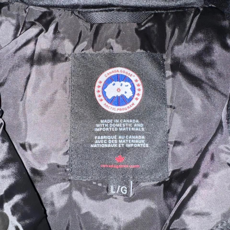 Canada Goose Vest - photo 3