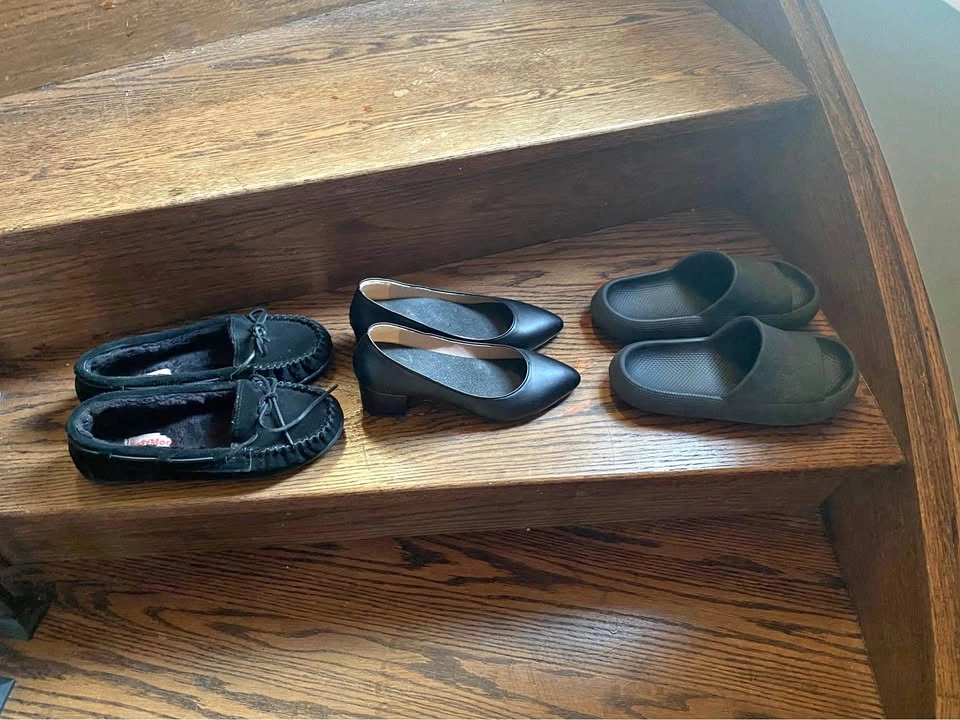 SoftMoc Moccasins, Black Pumps, and Slide Sandals Bundle