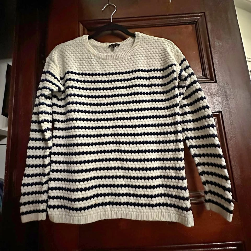 Talbots White, Navy Striped Knit Sweater. Women’s Size XS.