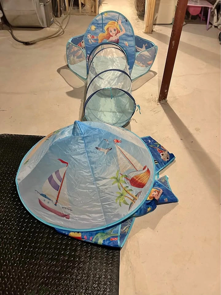 Ocean Theme Pop-Up Play Tent with Tunnel and Ball Pit