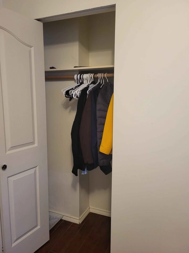 1 Bed 1 Bath - House - photo 4