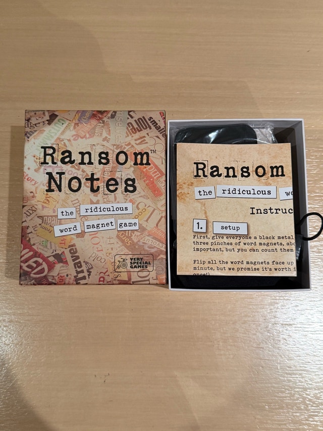 Ransom Notes: The Ridiculous Word Magnet Game - photo 4