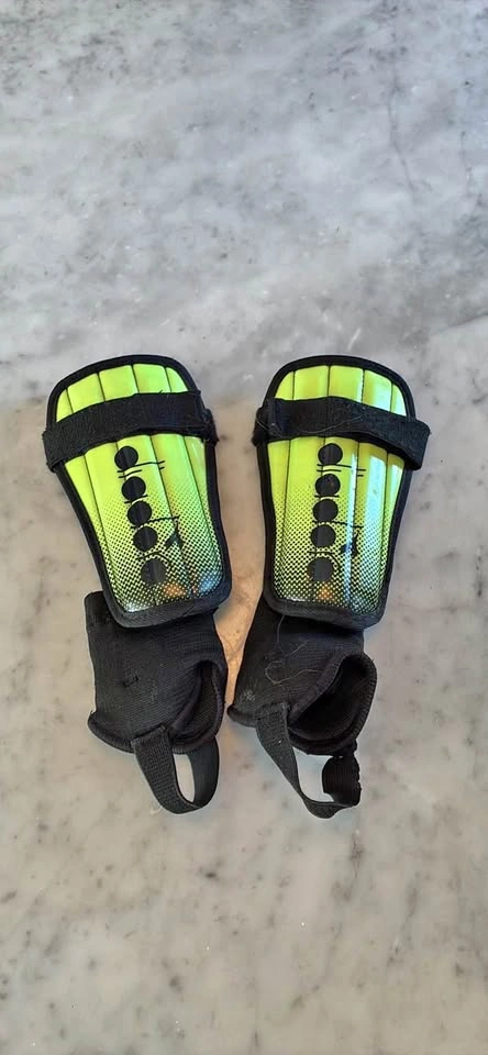 Diadora Soccer Shin Guards with Ankle Protection