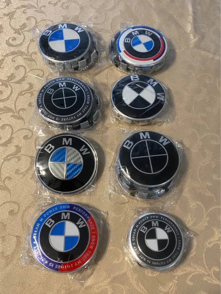 BMW logo center caps - photo 3
