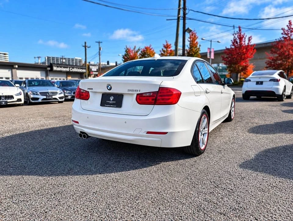 2013 BMW 328i xDrive Sedan 106,790 km - photo 3