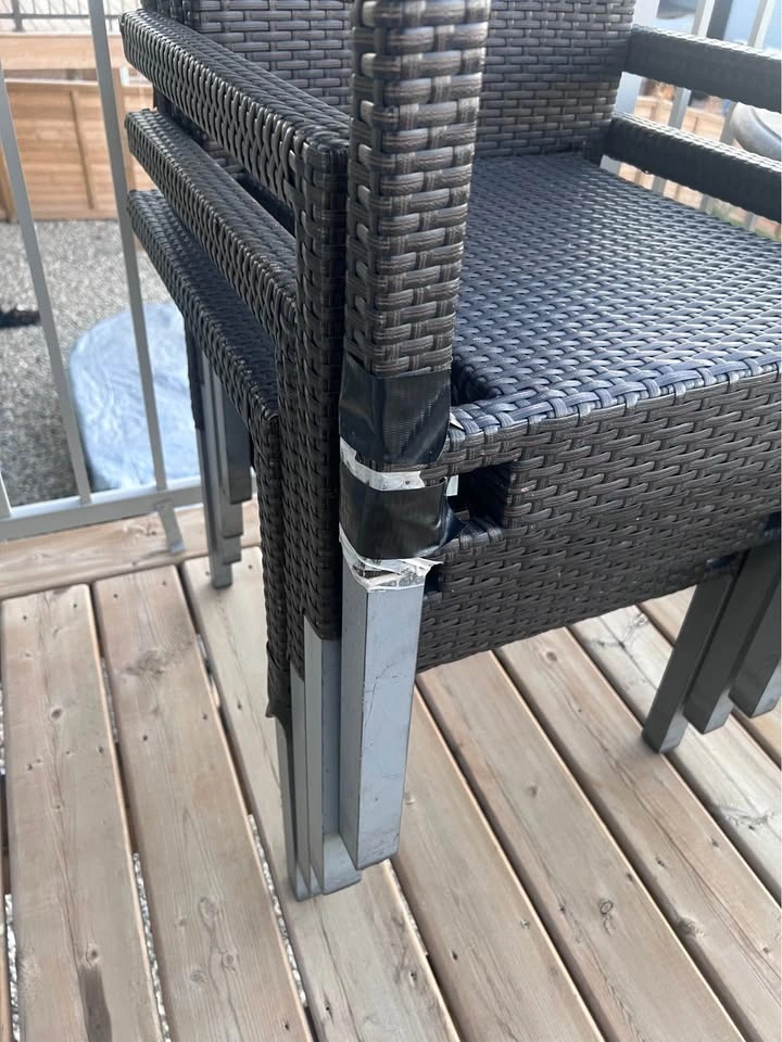 Patio set with chairs $80 - photo 4