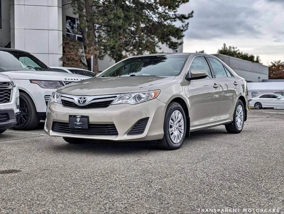 2014 Toyota Camry LE With 36,784kms