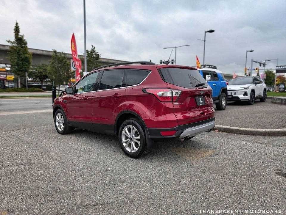 2018 Ford Escape SE With 46,335kms ONLY! - photo 4