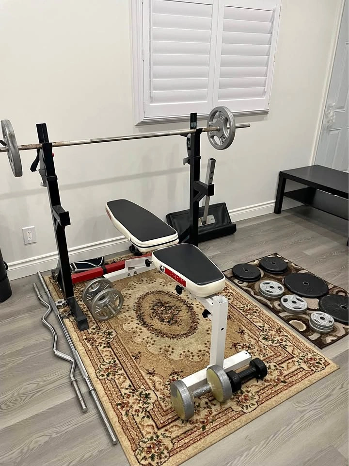 COMPLETE HOME GYM– Bench, Rack, Weights & Dumbbells