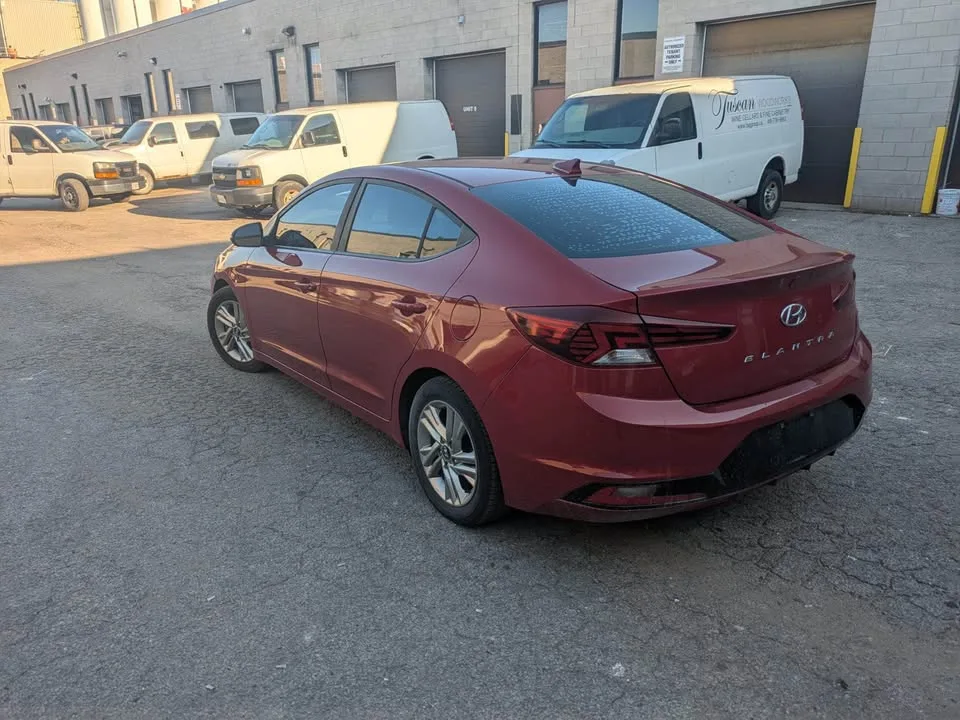2019 Hyundai Elantra image indicator(2)