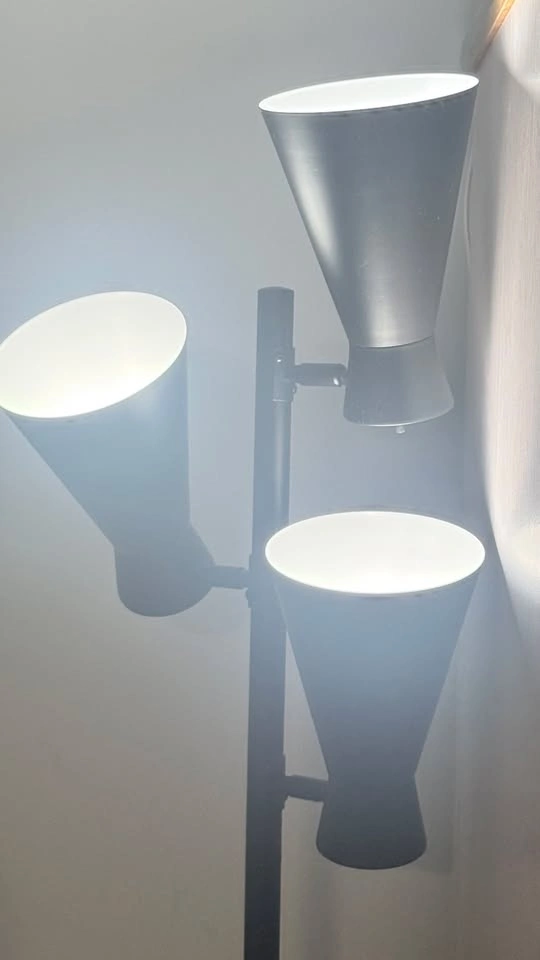 Black 3-Light Tree Floor Lamp — Adjustable Cone Shades - photo 2