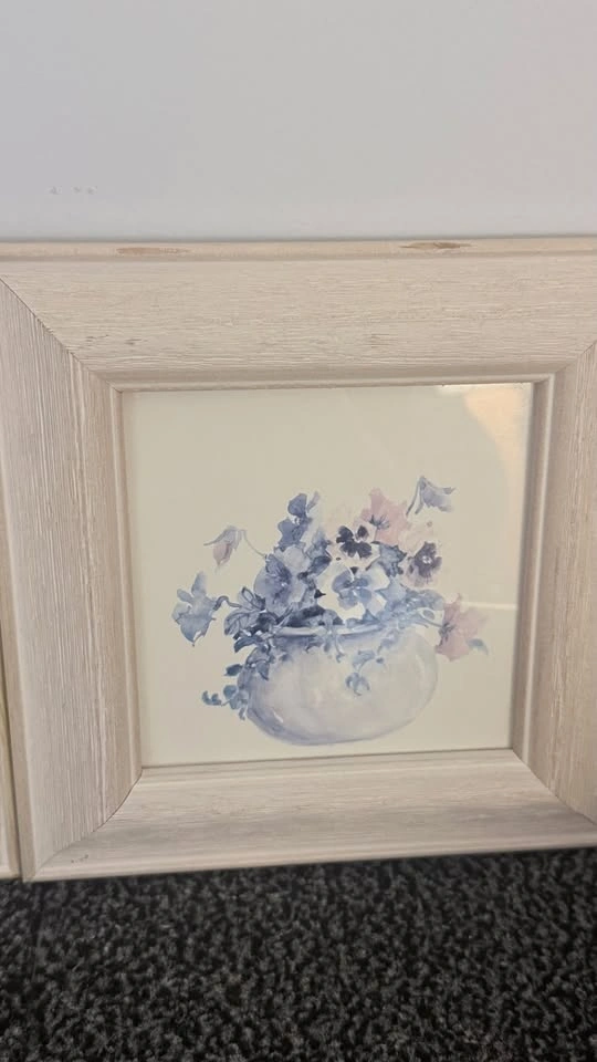 Set of 2 Framed Floral Watercolour Prints — Whitewashed Frames - photo 3