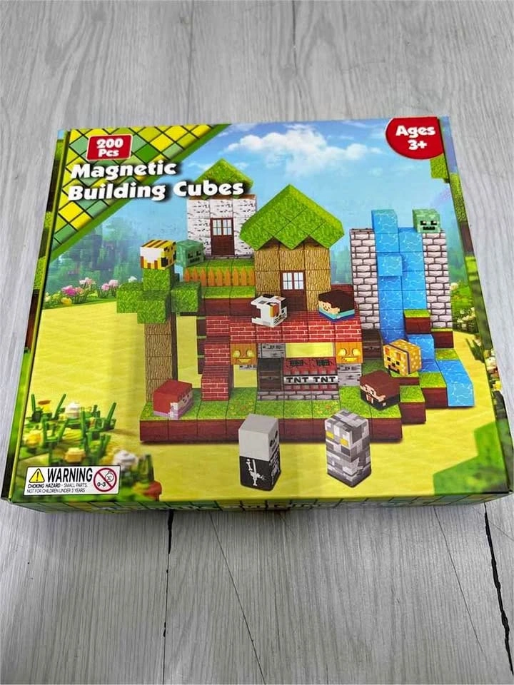 Magnetic Building Cubes – 200 Pcs Pixel Block World Set (NEW)