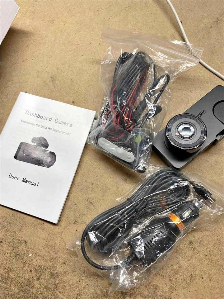 Dash Camera 4K Front Rear, 32GB Card - photo 2
