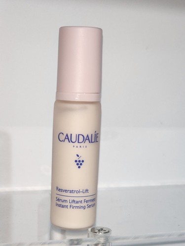 Caudalie Resveratrol Lift Instant Firming Serum 0.3 fl. oz. / 10 - photo 2