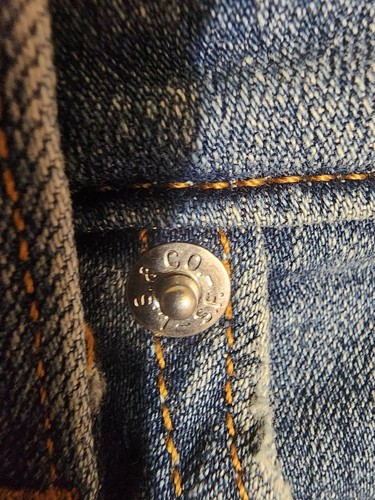 Levi's Women's Mid Length Shorts Size 16W NWOT - photo 5