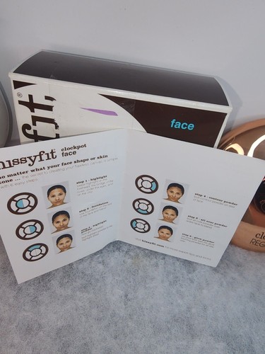 Hissy Fit Clock Pot by Reggie Wells Face Palette, 15 deep - photo 4