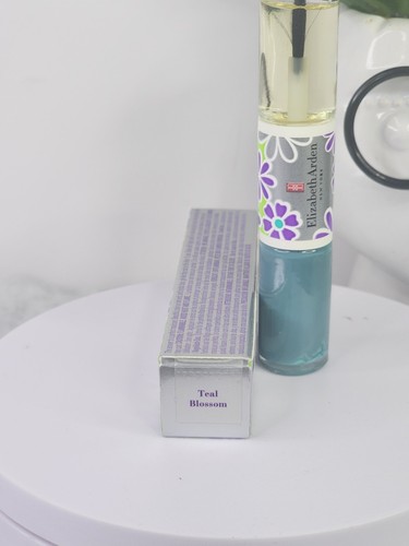 Elizabeth Arden Teal Blossom Nail Lacquer Duo 0.26 fl oz (8 mL) - photo 3