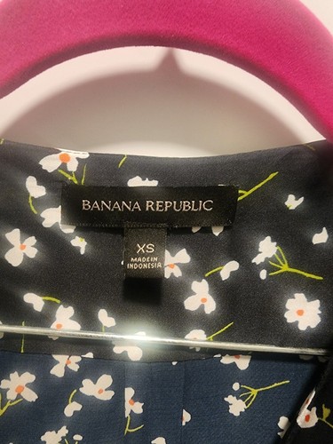 Banana Republic Black Daisy Slip on Tunic Blouse Top XS - photo 2