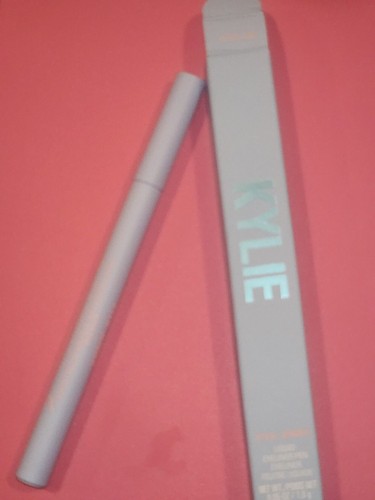 Kylie Jenner 4 Ever Ting - Pink Liquid Eyeliner Pen - photo 3