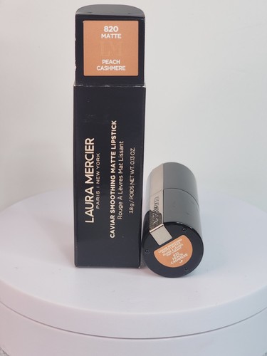Laura Mercier Caviar Smoothing Matte Lipstick 820 Peach Cashmere - photo 5